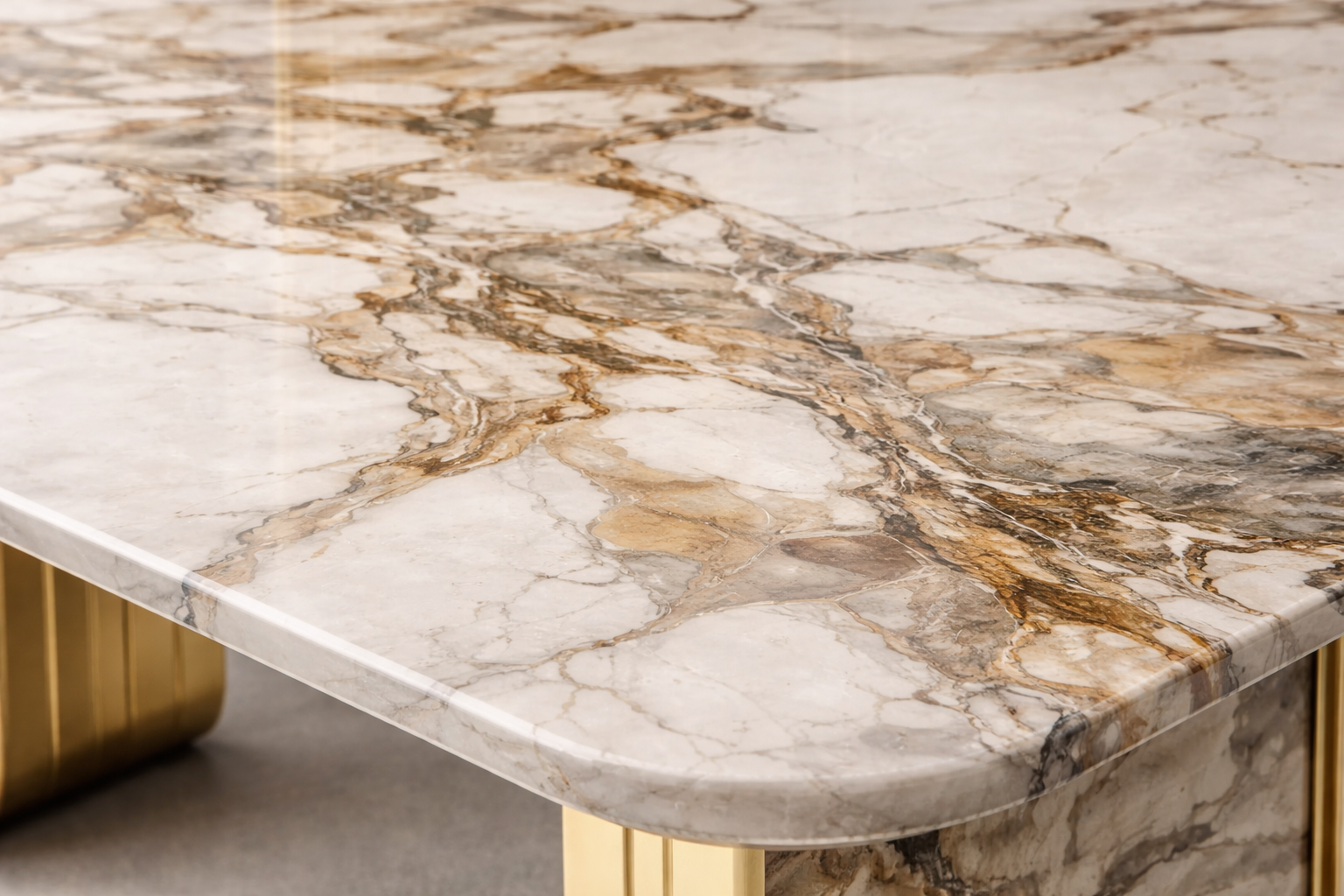 MONÉ DINING Thumbnail